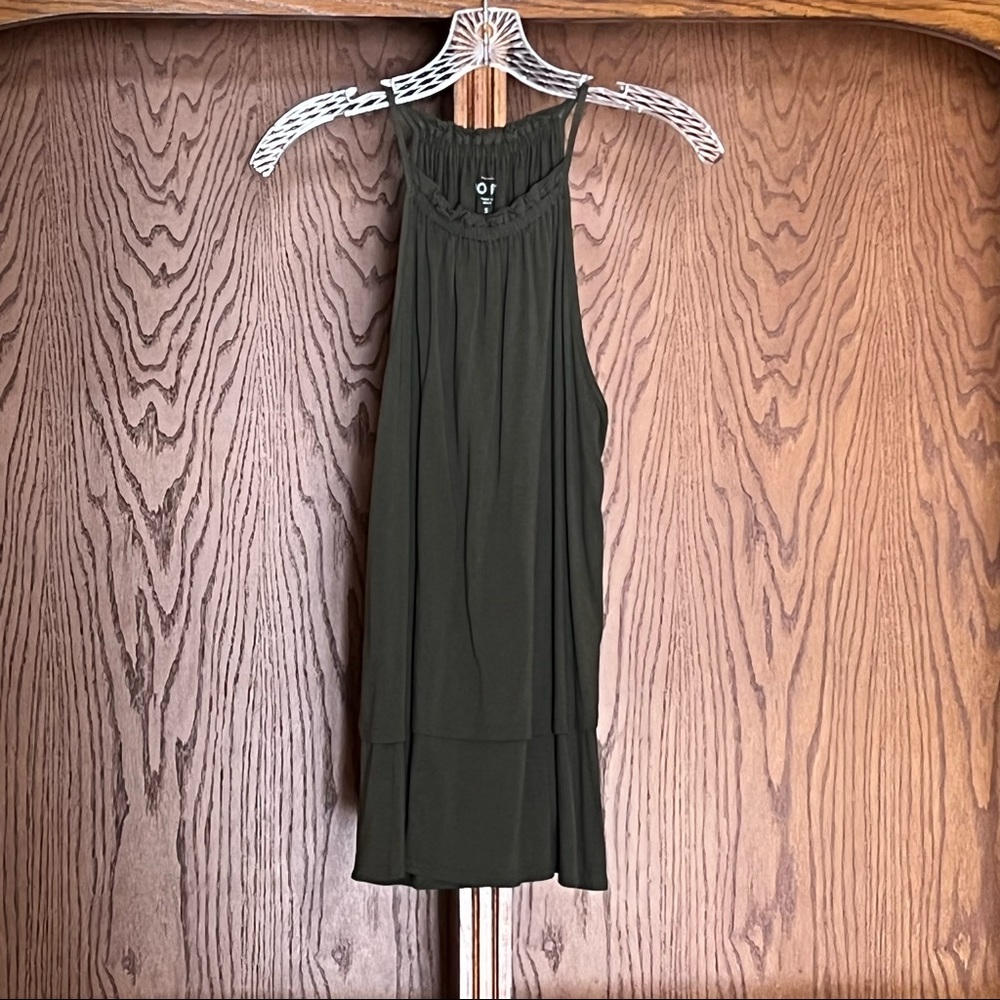 Ann Taylor LOFT sleeveless two-tiered top Sz S Olive Green